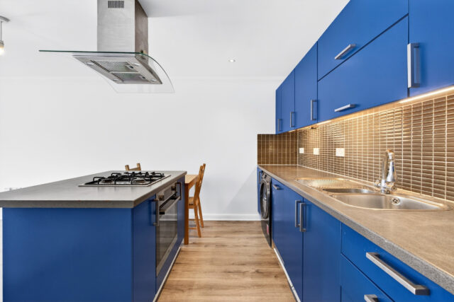 Well-presented 2 bedroom apartment in Dagenham