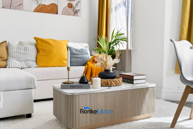 To Let, 2 Bed Flat on Harpenden Road in West Norwood, SE27