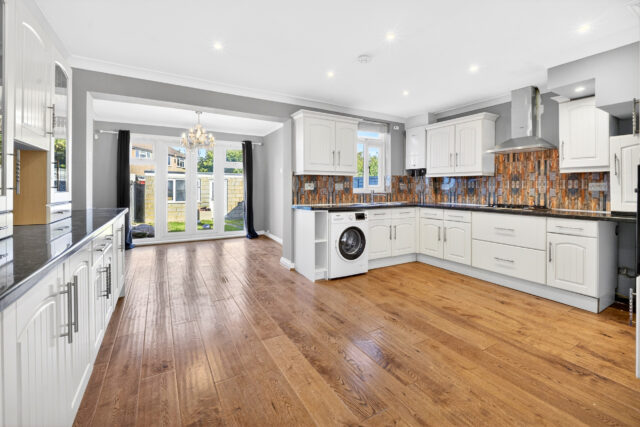 To Let | 3 Bedroom House | Garden | Off-Street Parking in SW16