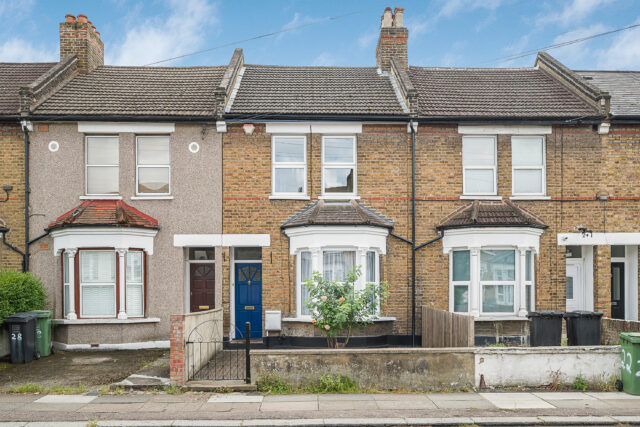 Three Bed Chain Free – Engleheart Road, London