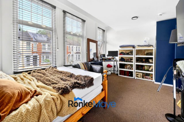 1 bedroom house share for rent in Farley Road, Lewisham